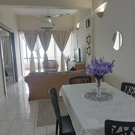 Lestari Seaview Homestay Port Dickson Exterior photo
