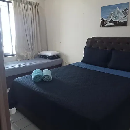 Lestari Seaview Homestay Port Dickson Exterior photo