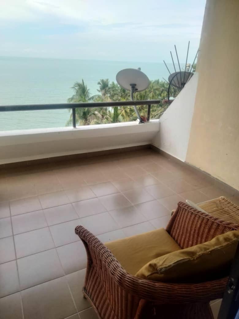 Lestari Seaview Apartment