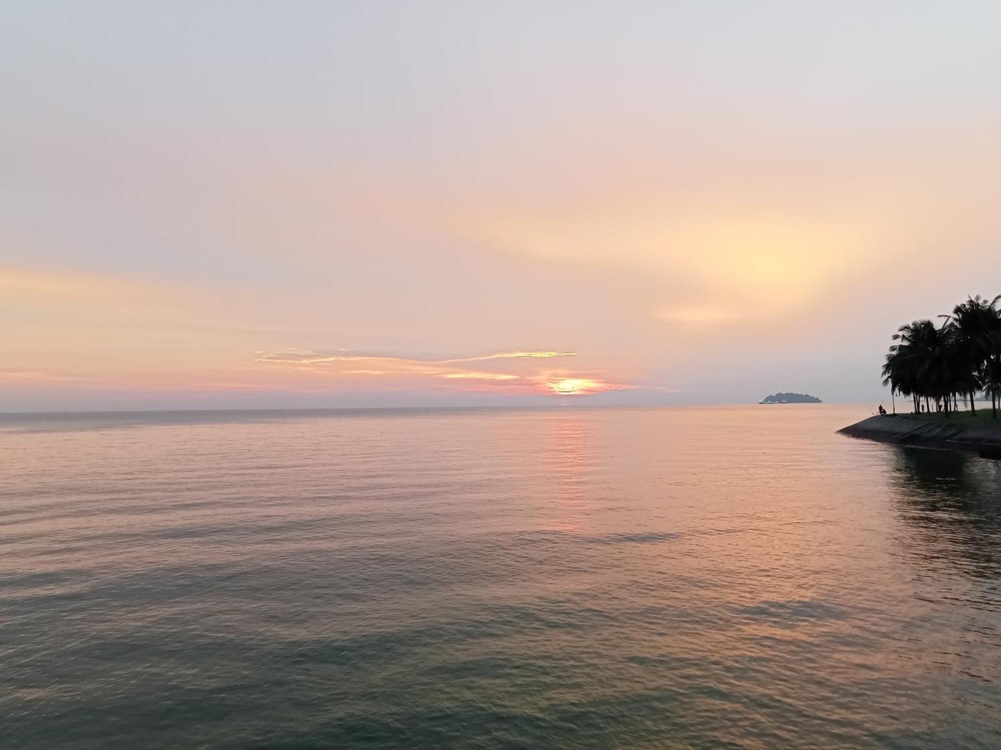 Lestari Seaview