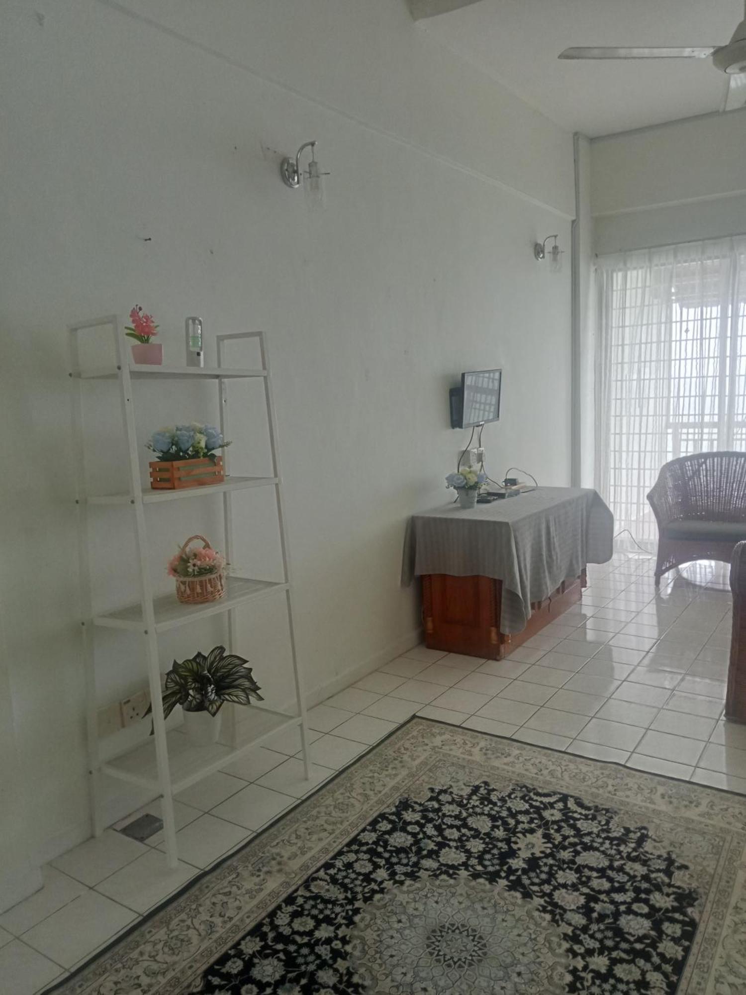 Apartment Lestari Seaview