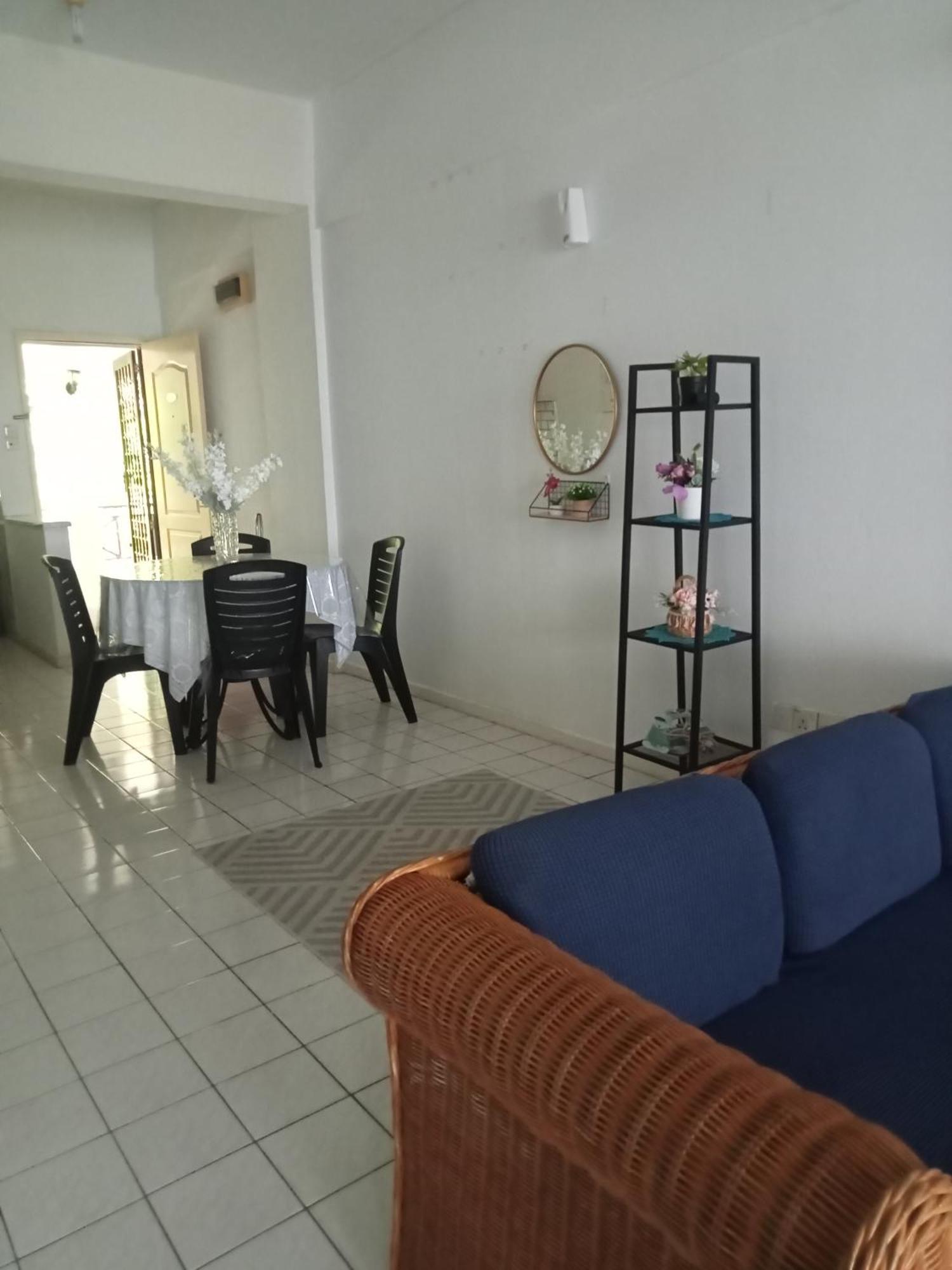 Lestari Seaview Apartment Port Dickson